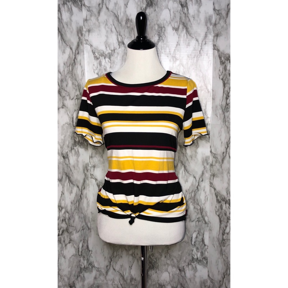NWOT “No Boundaries” Striped Cropped T-Shirt